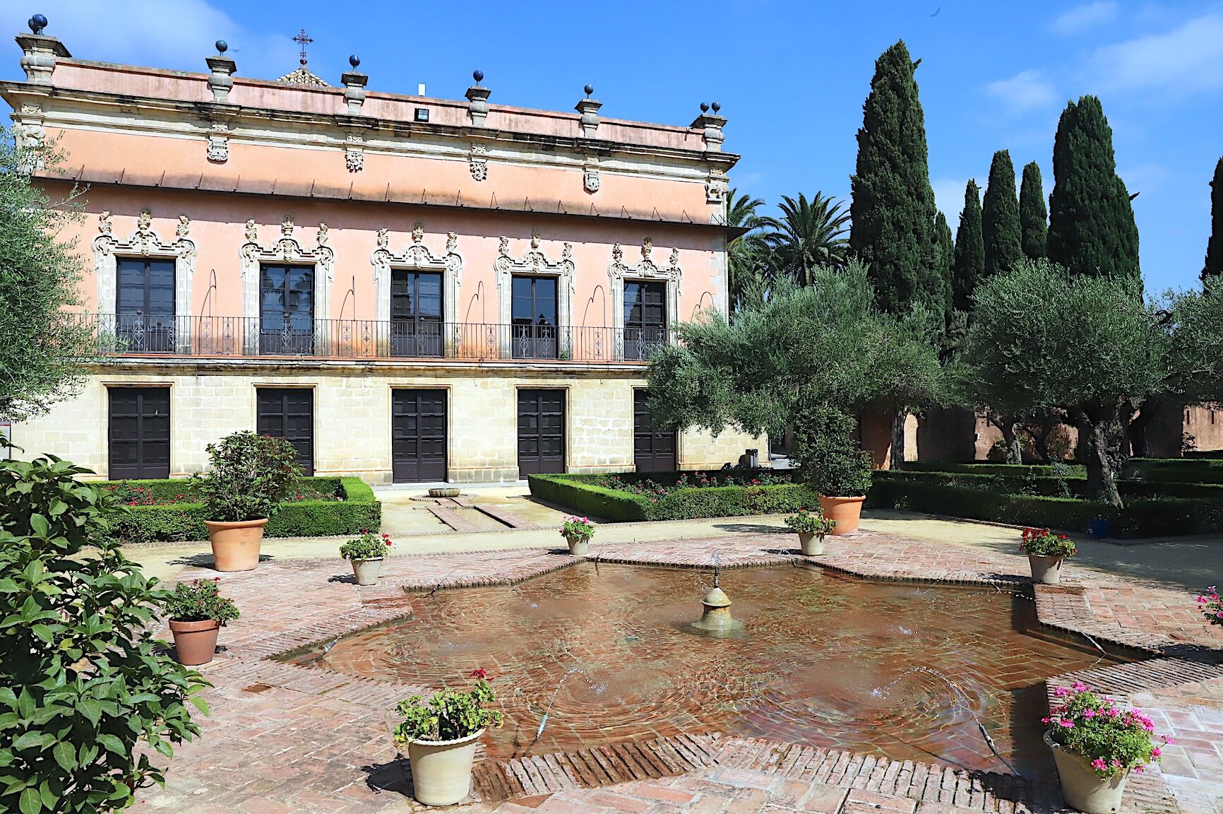 Fuente del jardín del Alcázar de Jerez