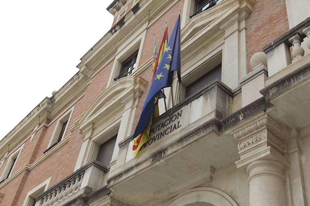 Imagen exterior del palacio de la Diputación de Castellón