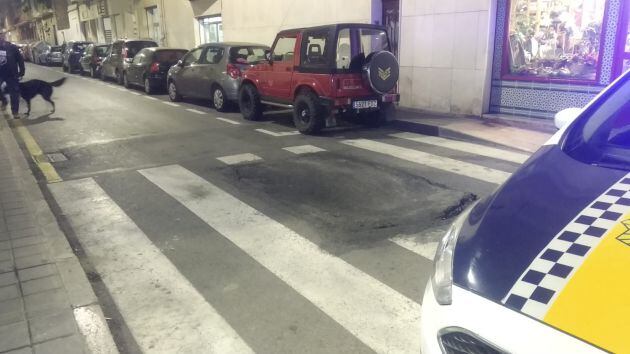 Imagen del socavón de la calle Doctor Ayela