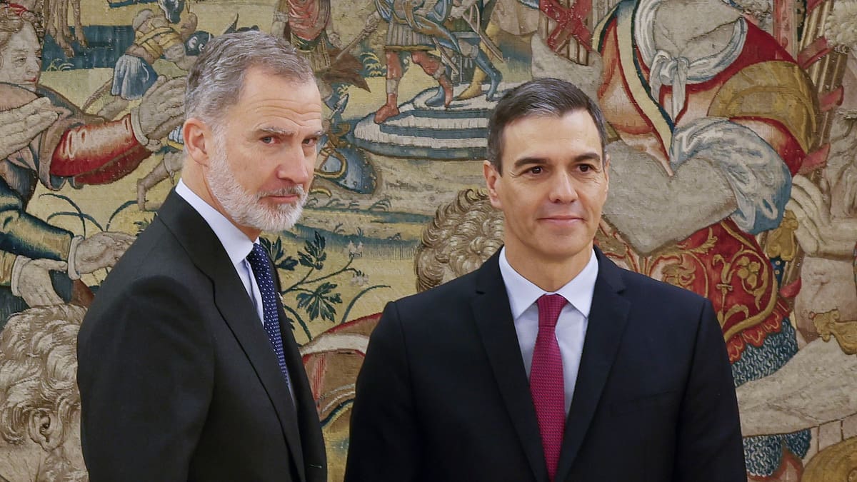 Militares retirados reclaman en un manifiesto la destitución de Pedro Sánchez como presidente