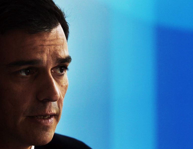 El secretario general del PSOE, Pedro Sánchez, durante su intervención en el Foro Ser Cantabria, en Santander.