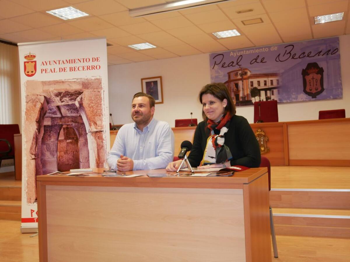 Peal de Becerro lanza su programación especial "En torno a Navidad"