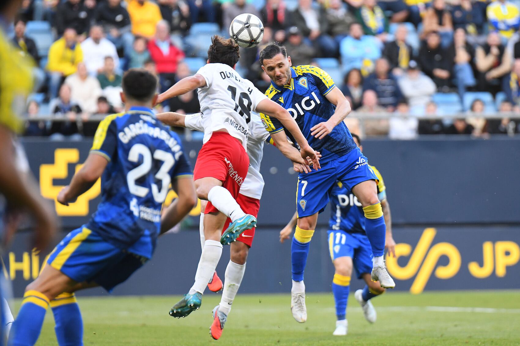 Lucas Pérez redebutó ante el Andorra con la camiseta del Cádiz CF: Foto: Cádiz CF.