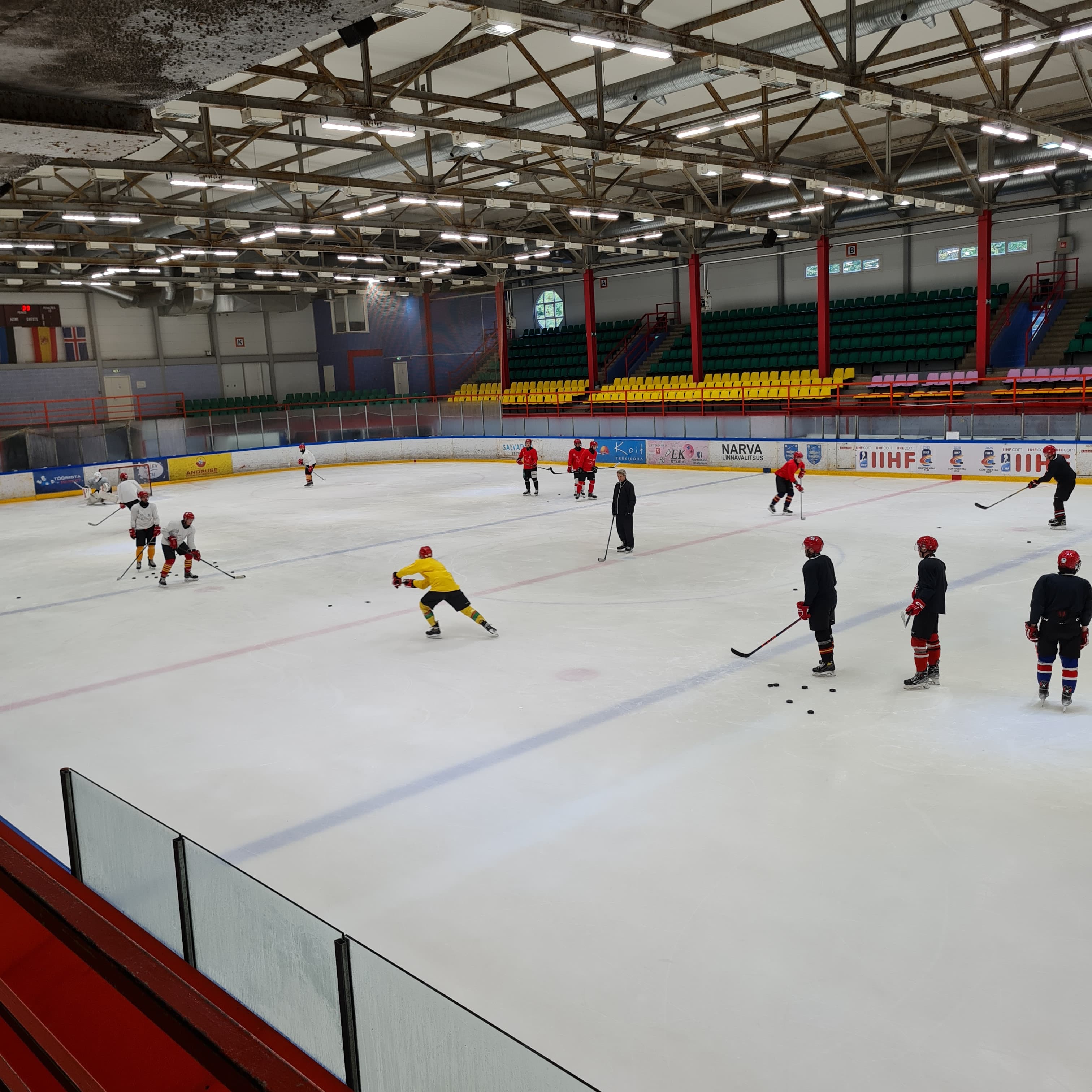 Entrenamiento del CH Jaca en Estonia