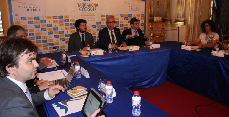 Fotografia d'arxiu de la reunió del Comitè Organitzador dels Jocs.