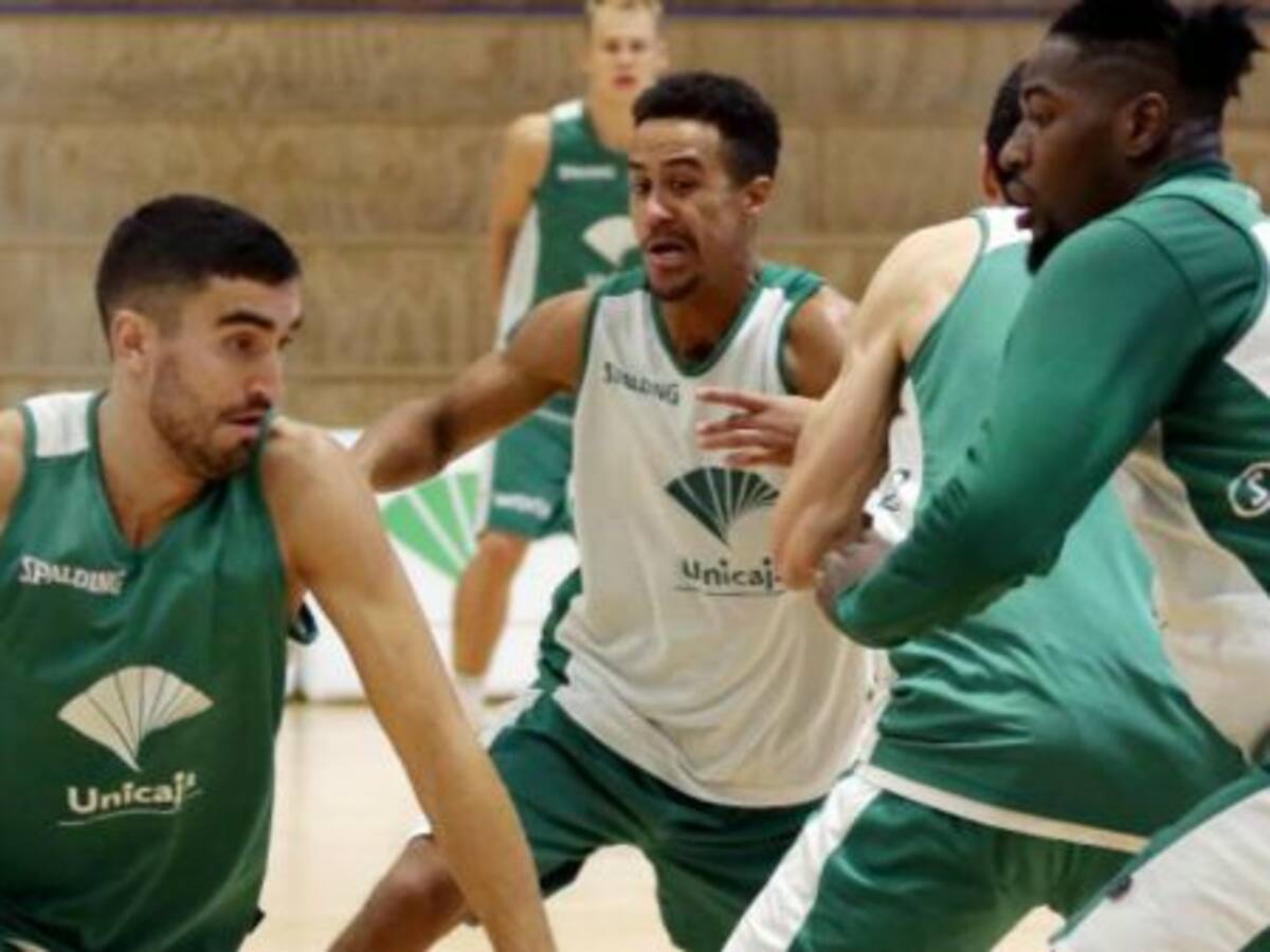 Roberts y Okouo no cuentan para el Unicaja