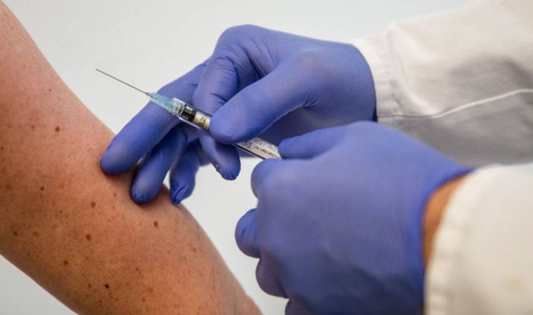 Sanitat asegura que en la provincia de Castellón se ha administrado ya el 85% de las vacunas asignadas