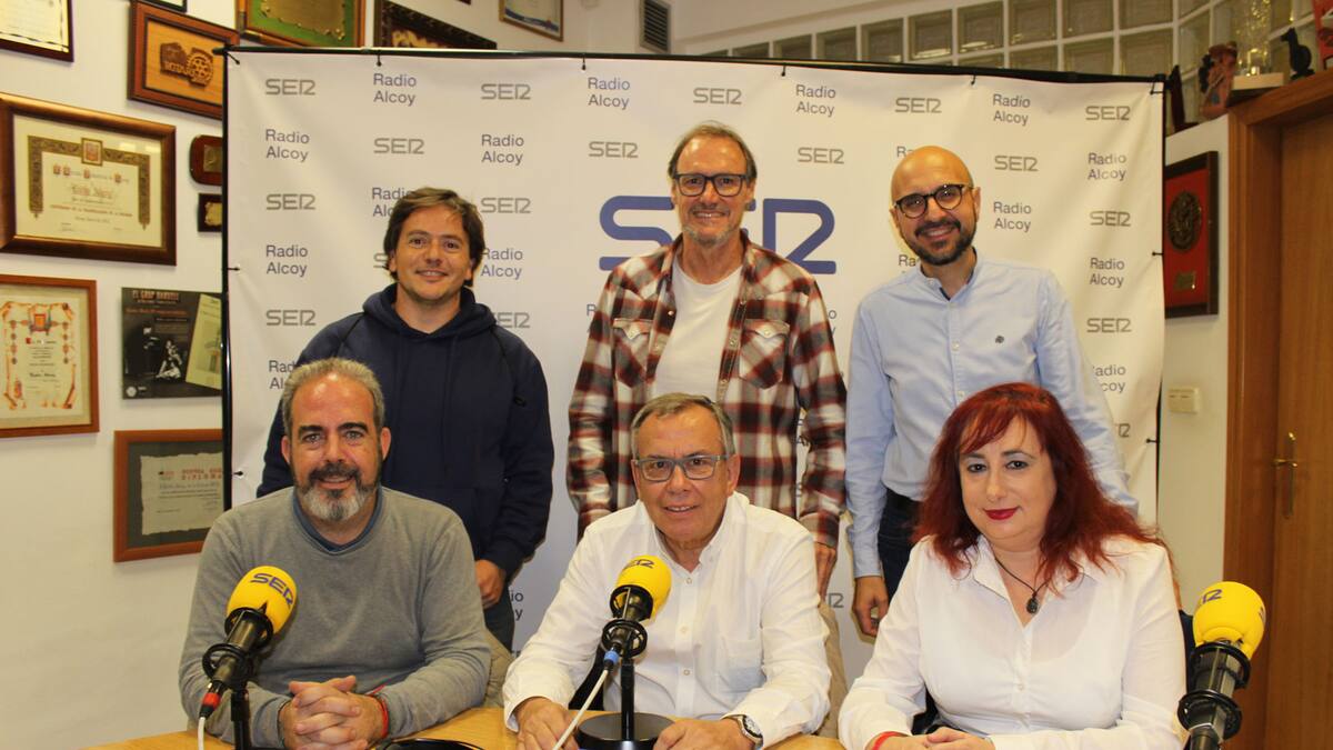 La filà Alcodianos organiza para este sábado un acto conmemorativo por los 50 años de la entrega de llaves (17/11/2023)