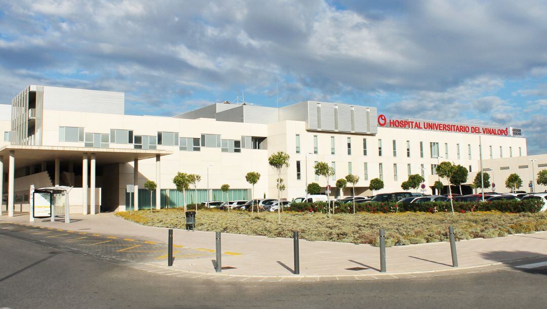 Fachada del Hospital del Vinalopó