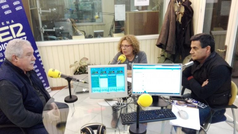 Pepe Carrión, Blanca Alcántara y Manolo Pareja, en la tertulia del Rincón Malillo