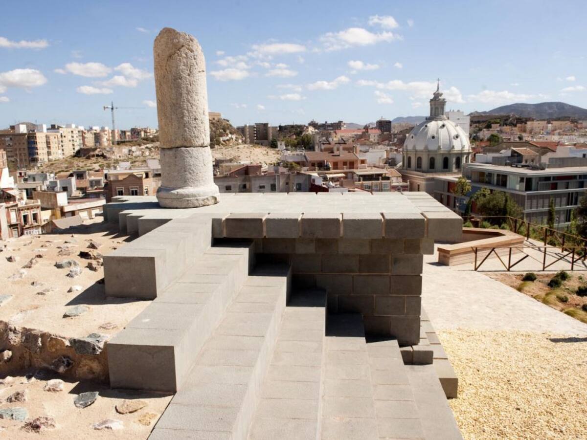 Comienzan las obras de conservación del parque de la cima del Molinete