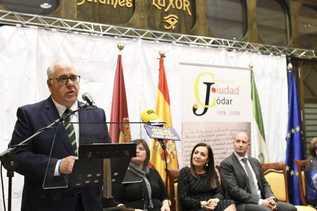 Momento de la intervención del delegado territorial de Fomento y Cultura, Jesús Estrella