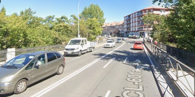 Via Roma entre la rotonda de Melitón Martín y la carretera de Riaza