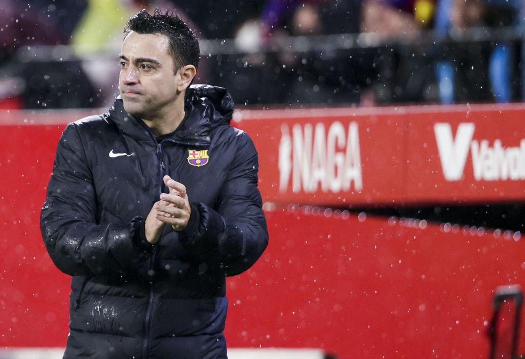 Xavi durante un partido del FC Barcelona