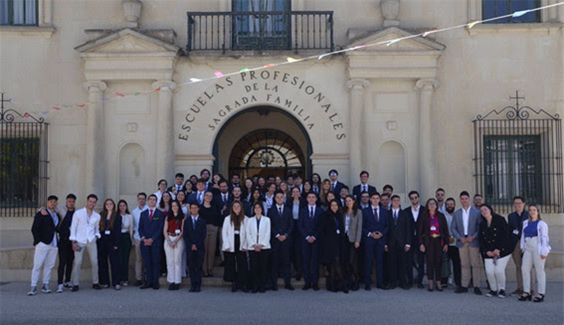 Casi un centenar de estudiantes universitarios participan en Úbeda en el II Torneo de Debate SAFA