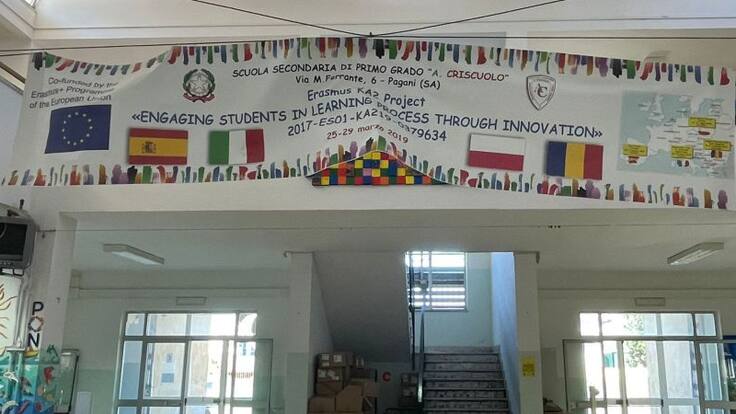 Conexión con Pablo Díaz Bouza y Carmen Fernández, decana de la Facultad de Educación de la USC desde Schools for 21st Century en Salerno (23/09/2021)