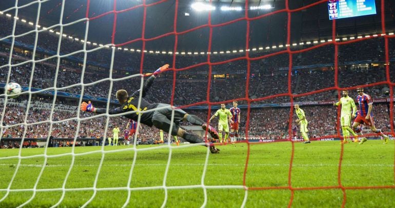 El portero del Barcelona, durante el partido ante el Bayern en el Allianz Arena.