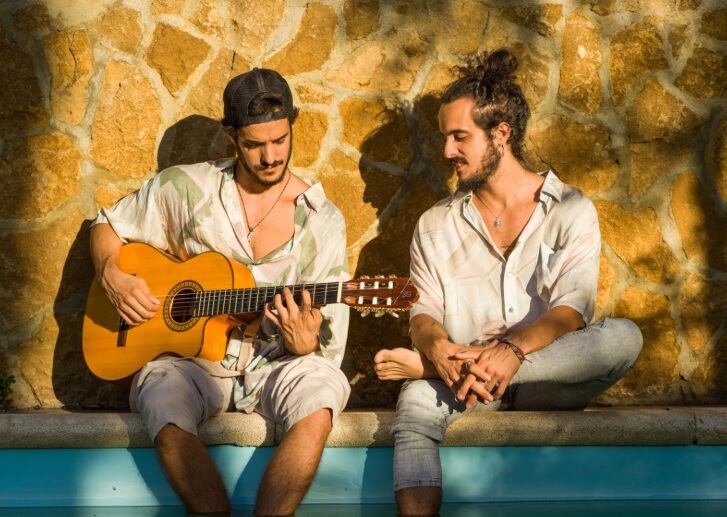 Morochos actúan en las fiestas de Parla