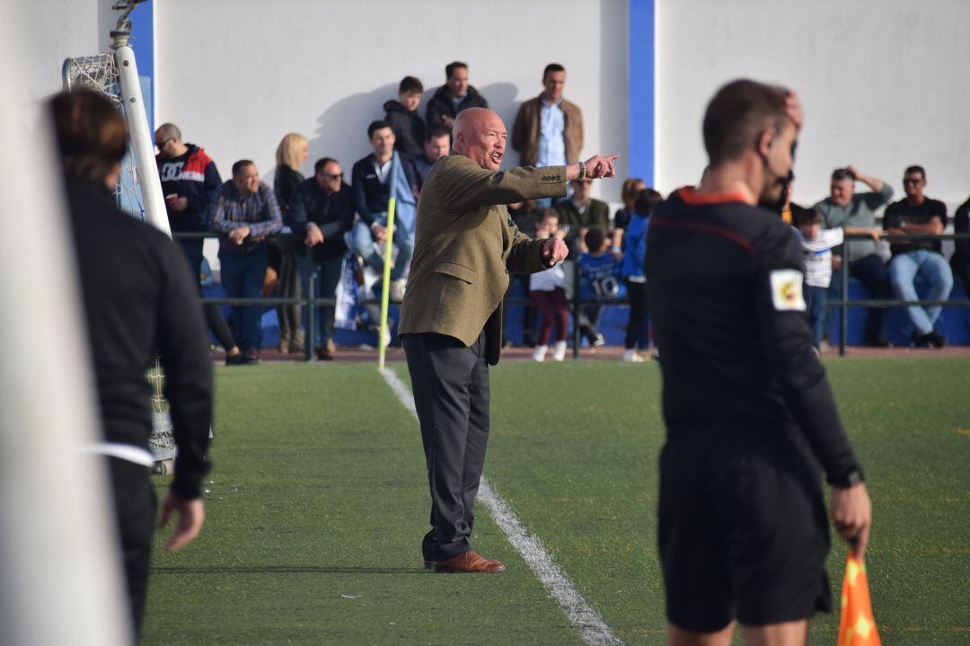 García Tébar durante el partido del domingo en Guadalcacín
