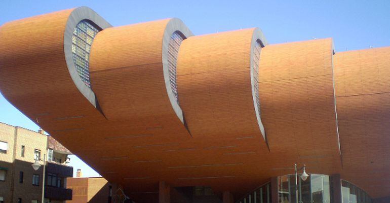 Fotografía de la fachada del Centro de Arte de Alcobendas