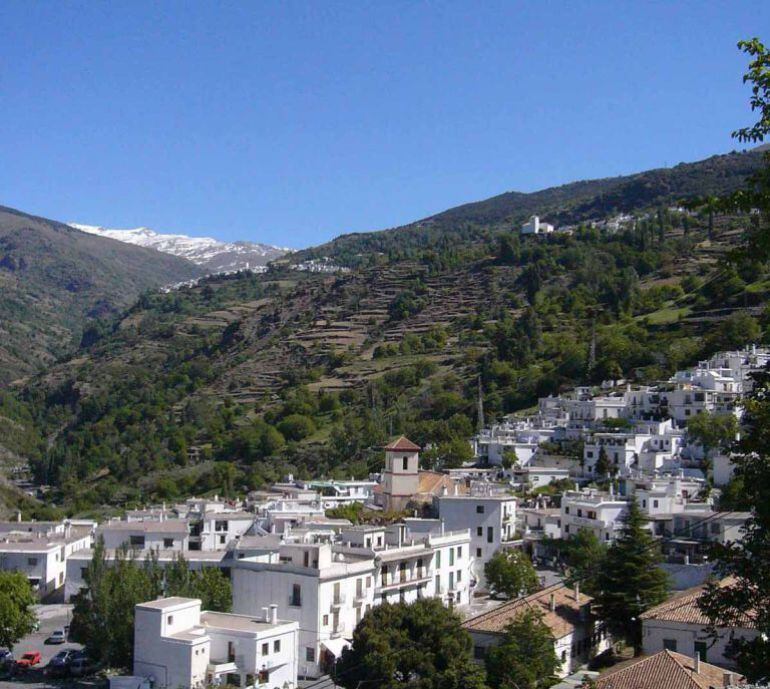 Barranco del Poqueira en La Alpujarra granadina