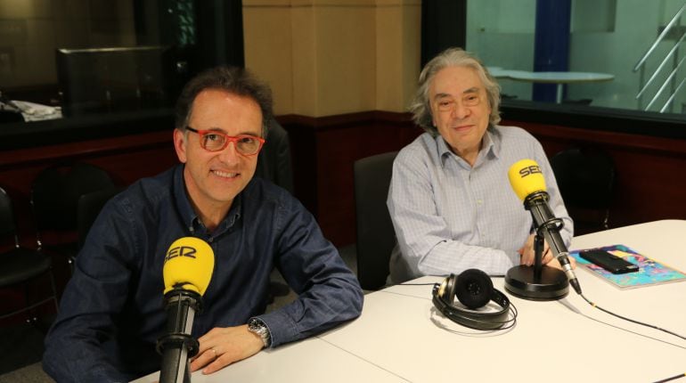 Jordi Hurtado y Sergei Schaaf en los estudios de Ràdio Barcelona en 2017