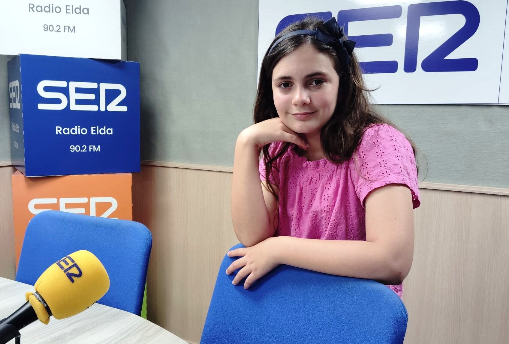 Mía, Abanderada Moros Realistas de Elda.