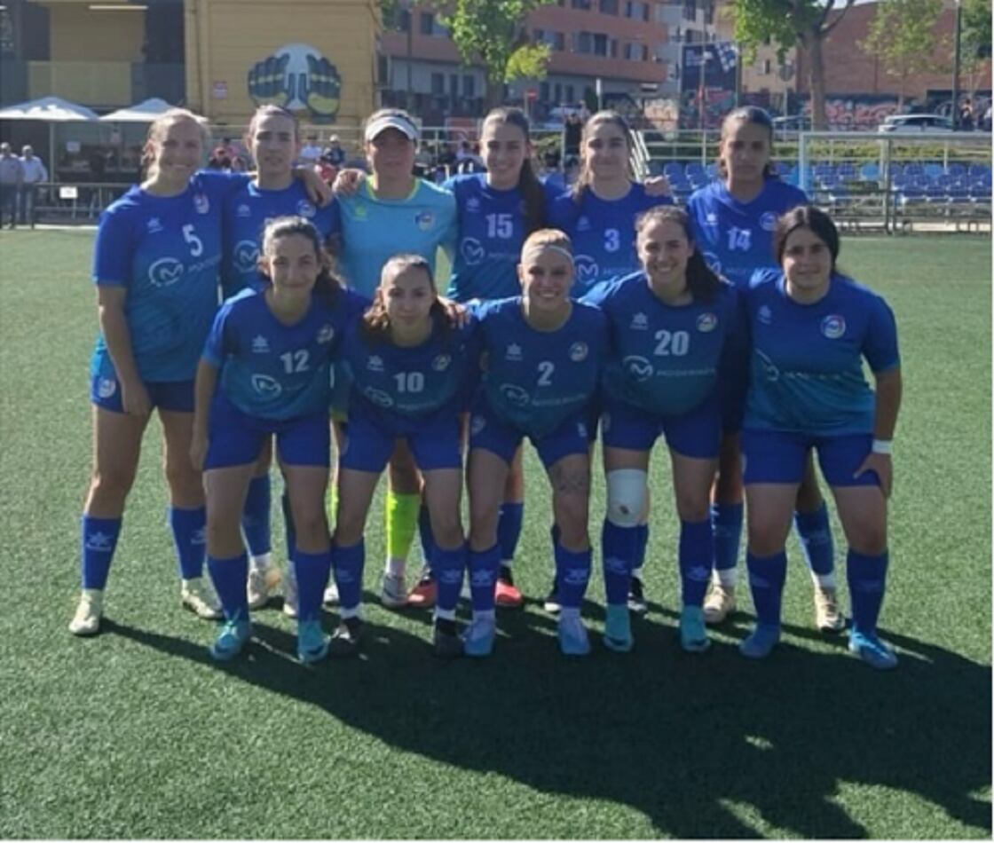 L&#039;equip titular de l&#039;Enfaf femení que va disputar ahir el partit contra el Pardinyes.