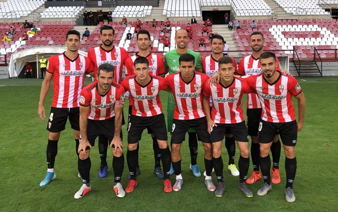 Once titular del Logroñés. 