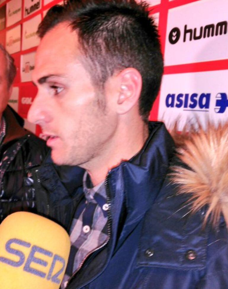 Rubén Cruz, delantero del Alba