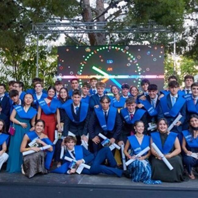 Foto final de todos los graduados