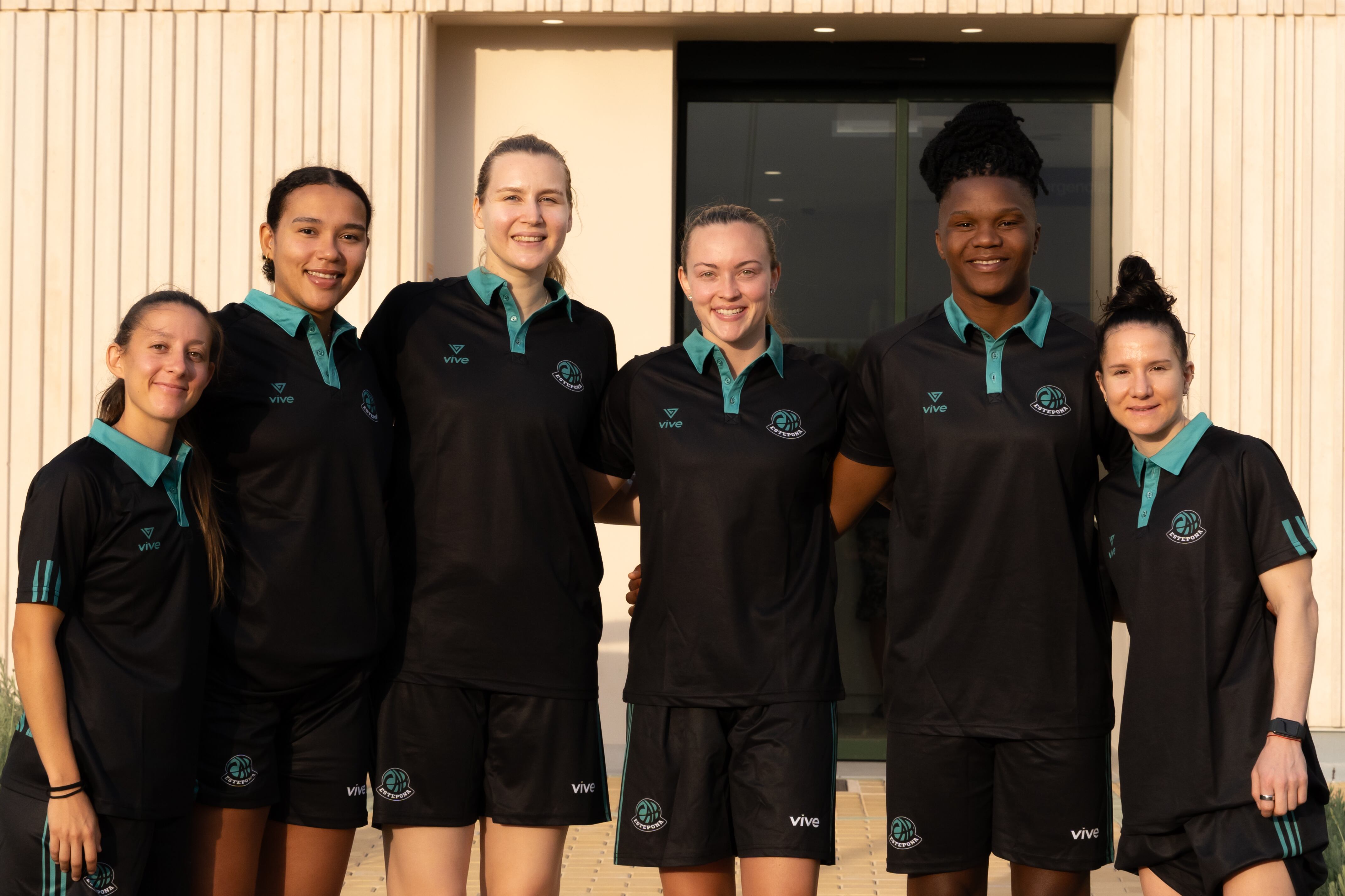 Nuevas incorporaciones del CAB Estepona, pasando el reconocimiento médico