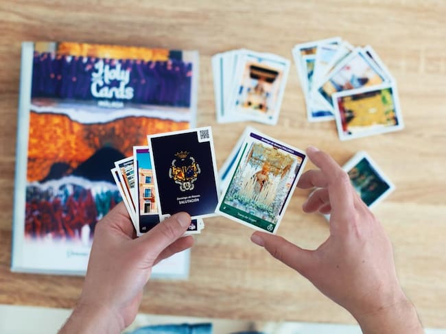 Estampas de las Holycards Málaga en su edición de 2025