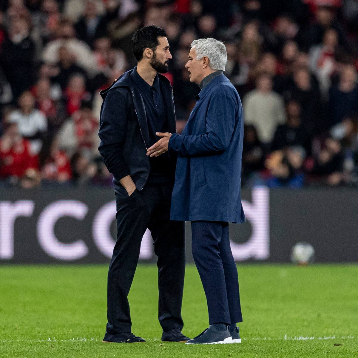 "El meacolonias siempre va de víctima": Mourinho posee a Arbeloa para enfrentarse a Guardiola en la última parodia del 'Si Amanece'