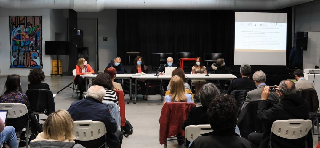 La Plataforma de Centros de Salud de Madrid ha presentado su Plan de Vacunación cercana en Getafe.