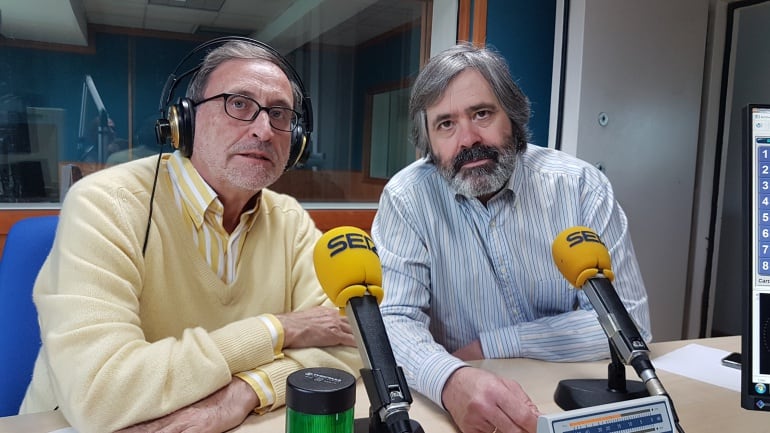 Chusmanu Zaballa y Fernando Collado durante la tertulia de La Ventana  