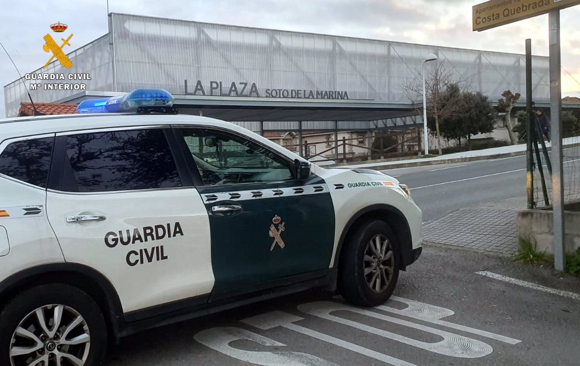 Un coche de la Guardia Civil en Soto de la Marina