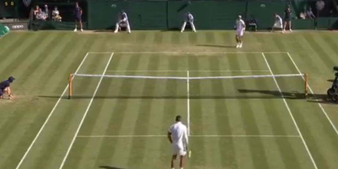 Kyrgios y Nadal, durante el primer set del partido