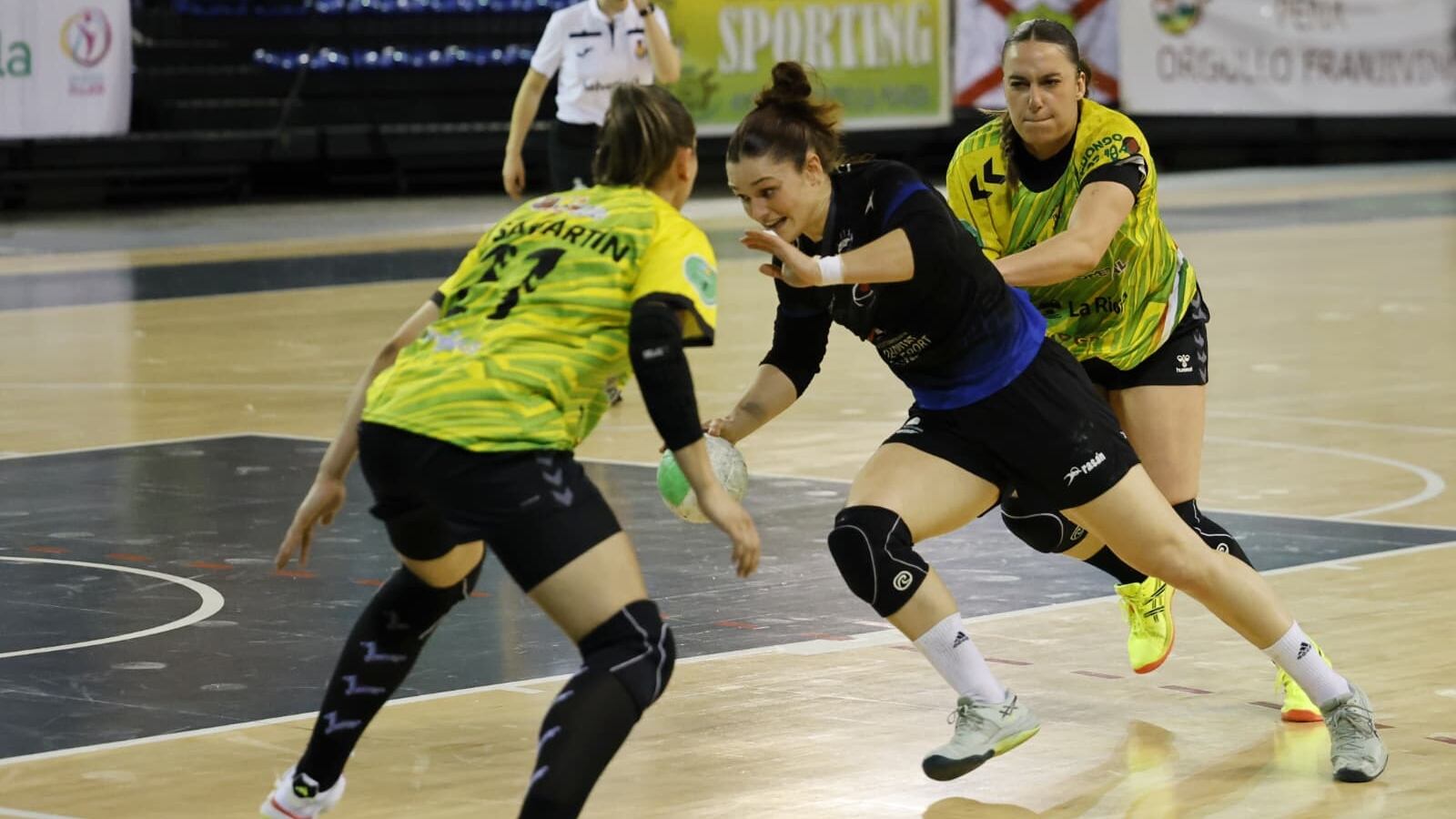 El Elda Prestigio regresó de vacío de Logroño