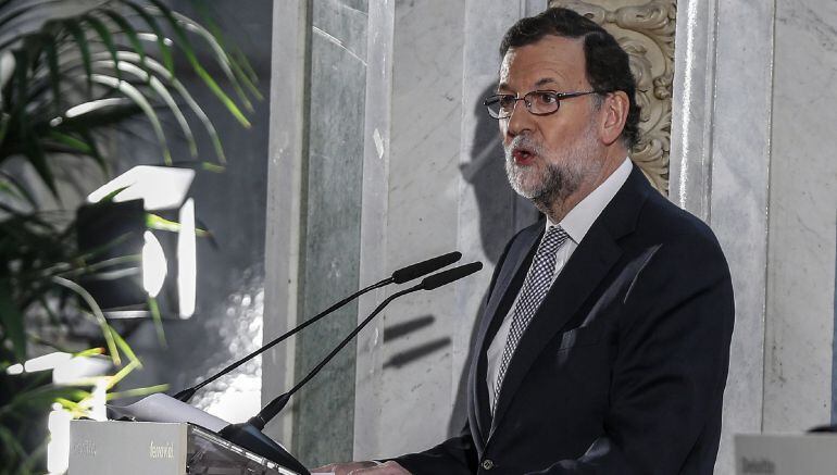  El presidente del Gobierno, Mariano Rajoy, durante su intervención en el Foro ABC celebrado este mediodía en el Casino de Madrid.