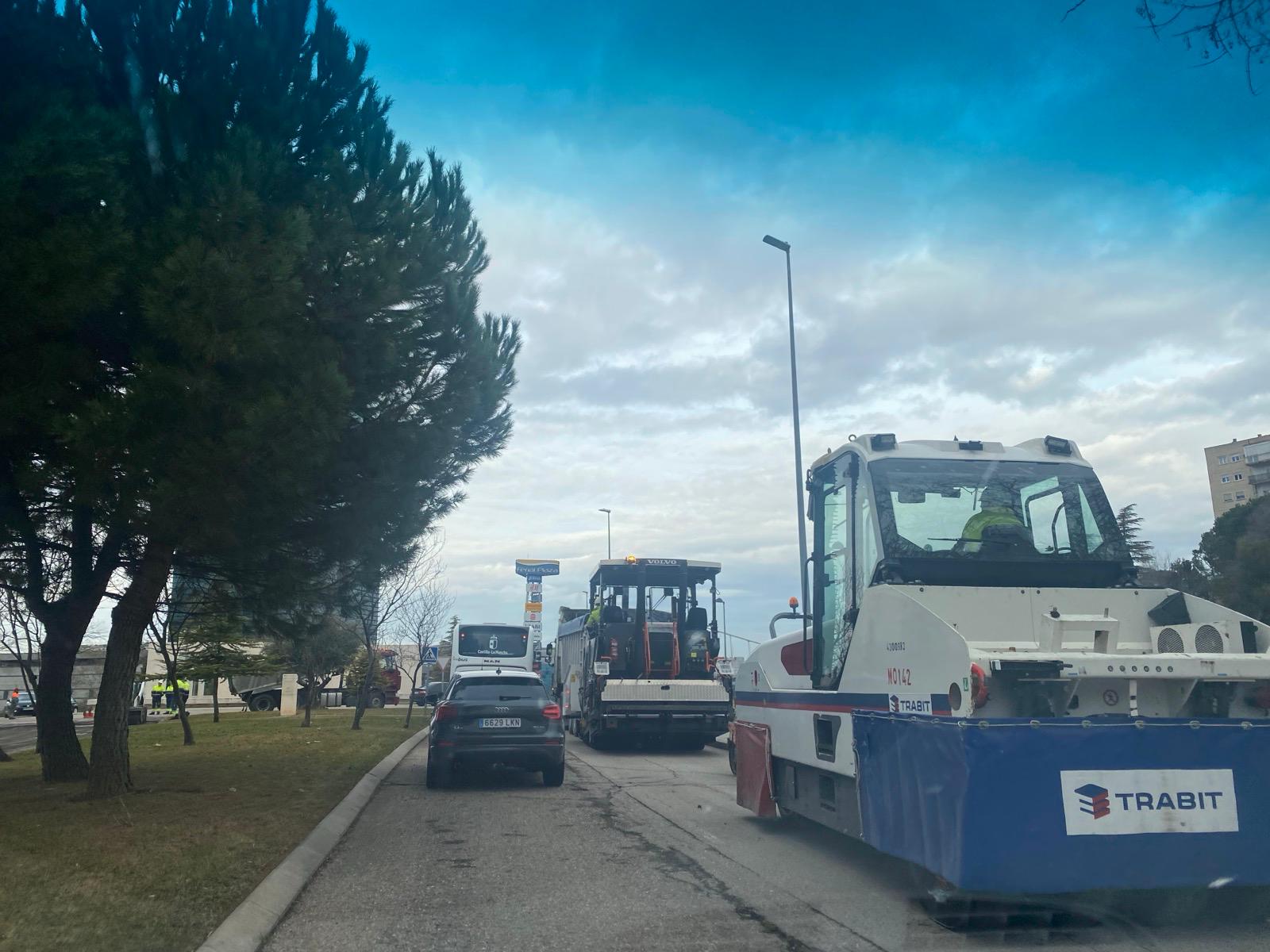 Asfaltado en la calle Eduardo Guitian