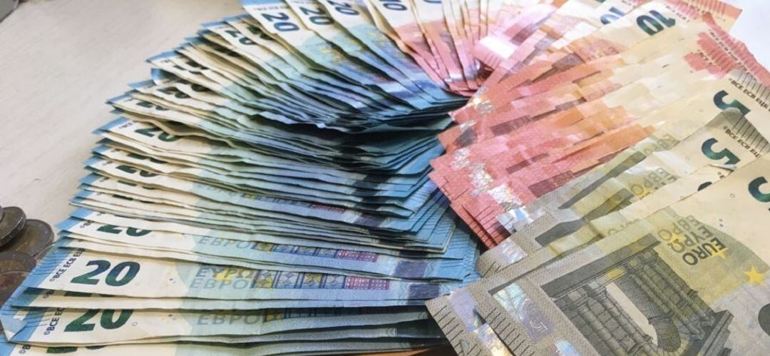 Gran èxit de l'emissió de bons destinats al mercat internacional