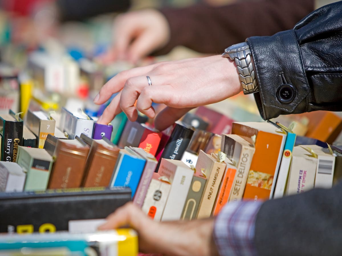 Sant Jordi i fomentar la lectura cura: ajuda a parlar i raonar millor i prevé malalties greus