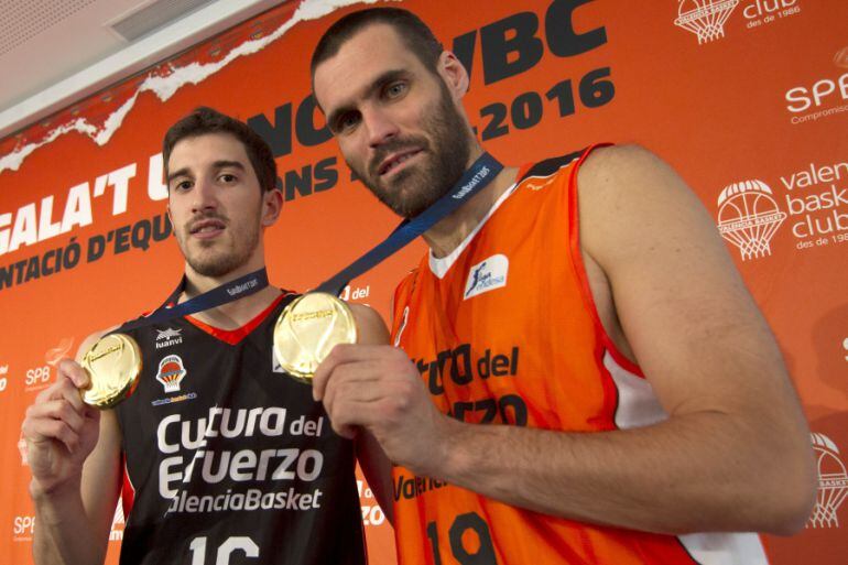 San Emeterio (a la derecha) junto a su compañero Guillem Vives, también pre-seleccionado