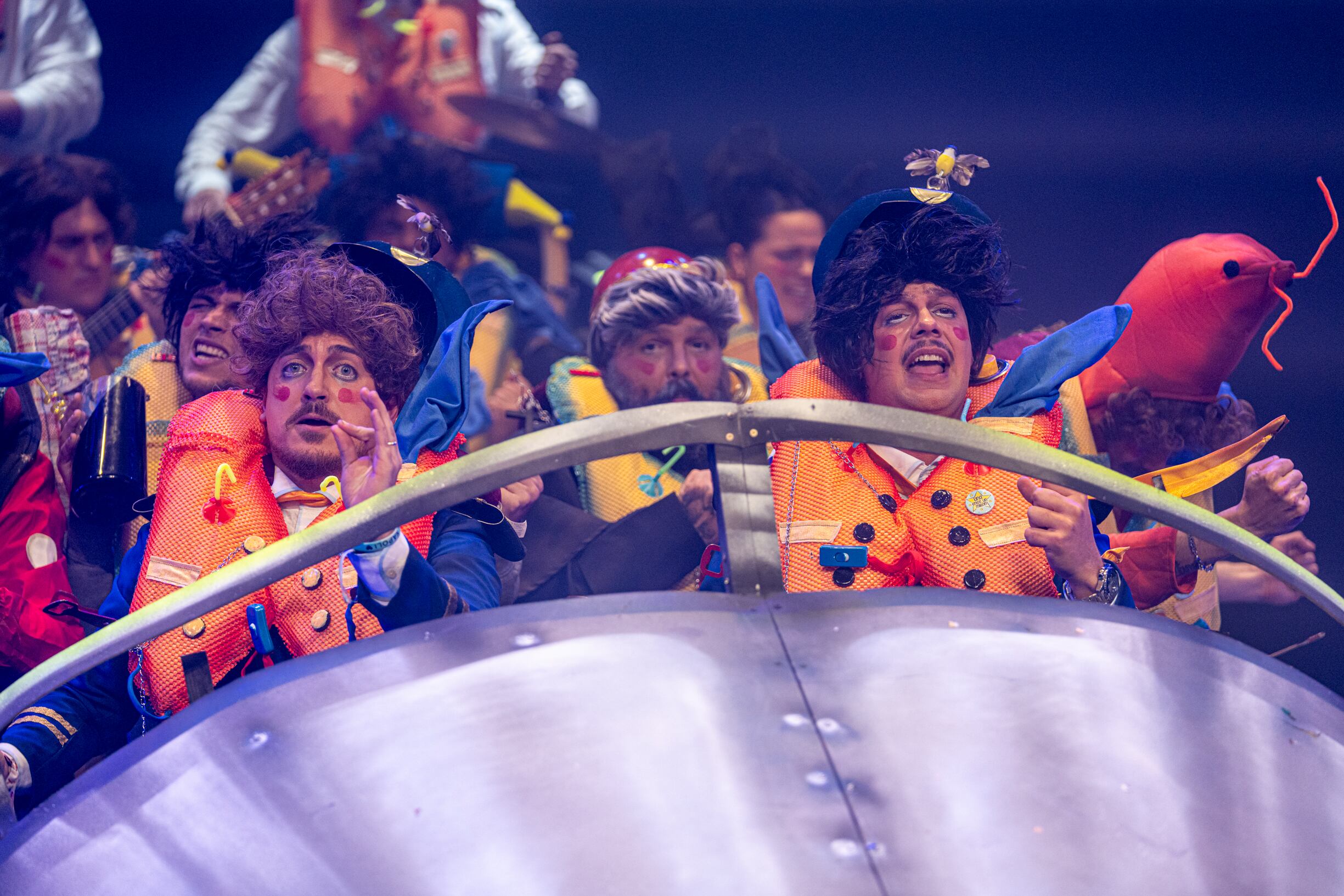 Chirigota: Seguimos cayendo mal.