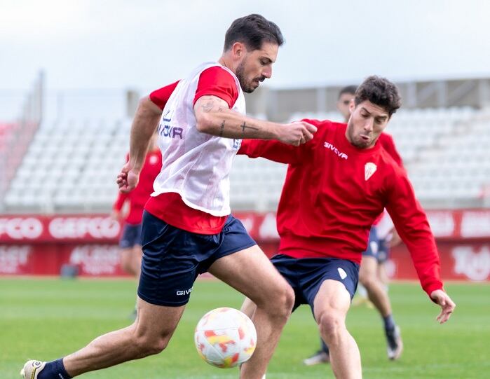 Borja Fernández y Pepe Mena en un entreno
