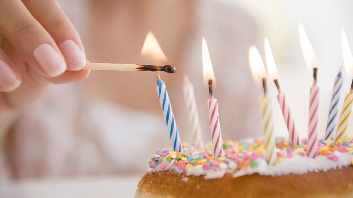 Una oyente cumple 100 años y su nieto le hace un homenaje en 'La Ventana'