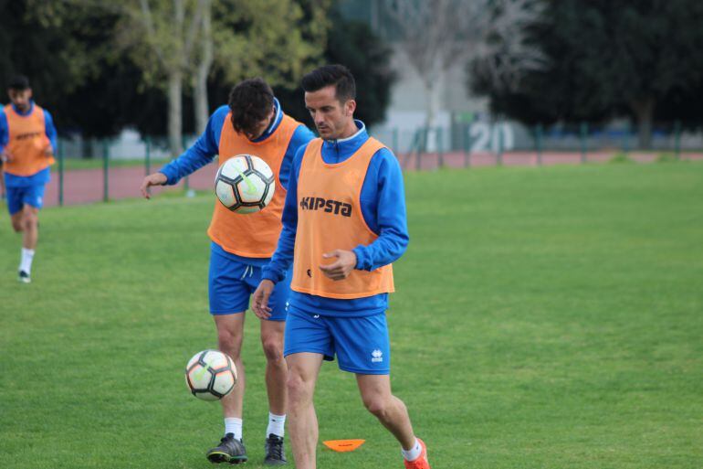 Antonio Bello durante un entrenamiento la pasada temporada 