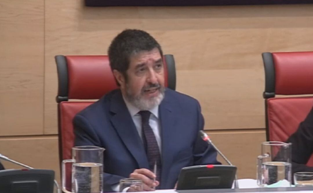 Manuel MItadiel, gerente regional de SACYL, en su comparecencia ante la comisión de Sanidad del Parlamento regional