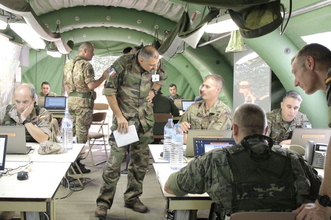la OTAN certifica com a quarter general de desplegament ràpid a la caserna de Bétera.